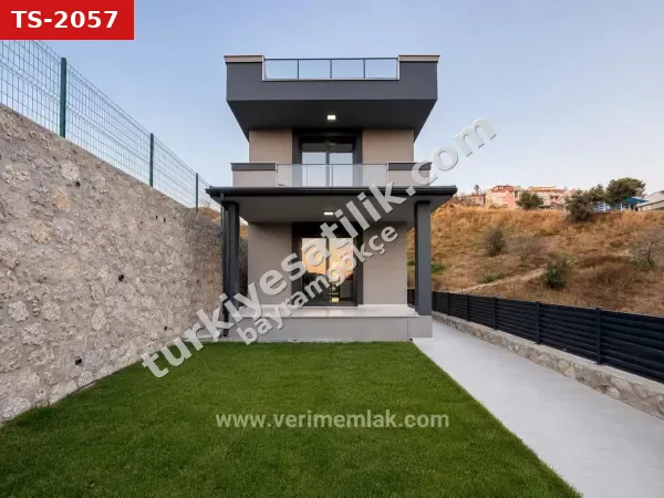 Seferihisar Atatürk Mahallesi Panoramik Deniz Manzaralı Sıfır Satılık 3+1 Villa
