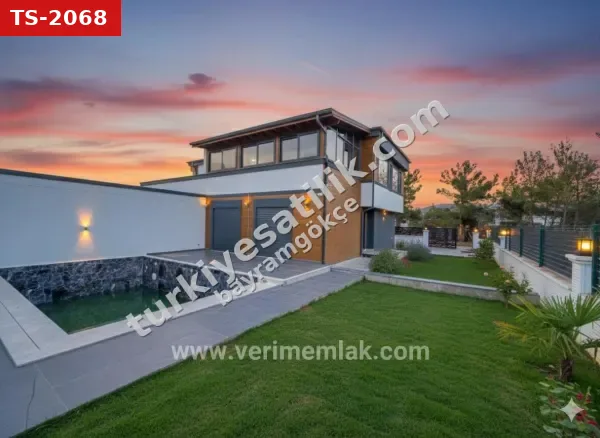 Seferihisar Kavakderede 550m² arsa, ultra lüks havuzlu satılık 3+2 villa