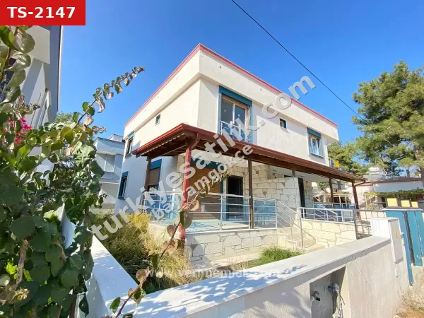 Seferihisar Payamlı Da Geneş Bahçeli Satılık 2+1 Villa