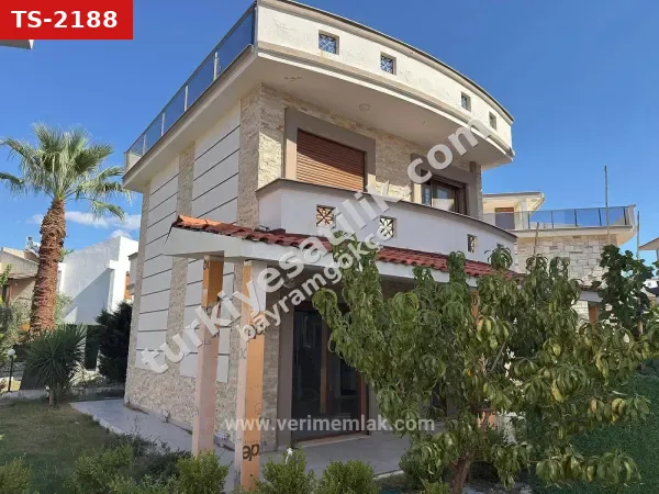 Gümüdür De Deniz Tarafında Mustakil Satılık 3+1 Villa