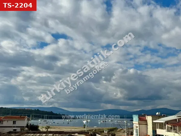 Seferihisar Sığacık’ta Havuzlu, Sıfır, Lüks Tasarım Tam Müstakil 4+1 Villa